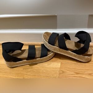 Time and Tru Black Platform Sandals